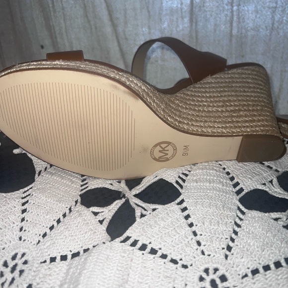 Michael Kors PV18 K brown leather wedge - Picture 5 of 11